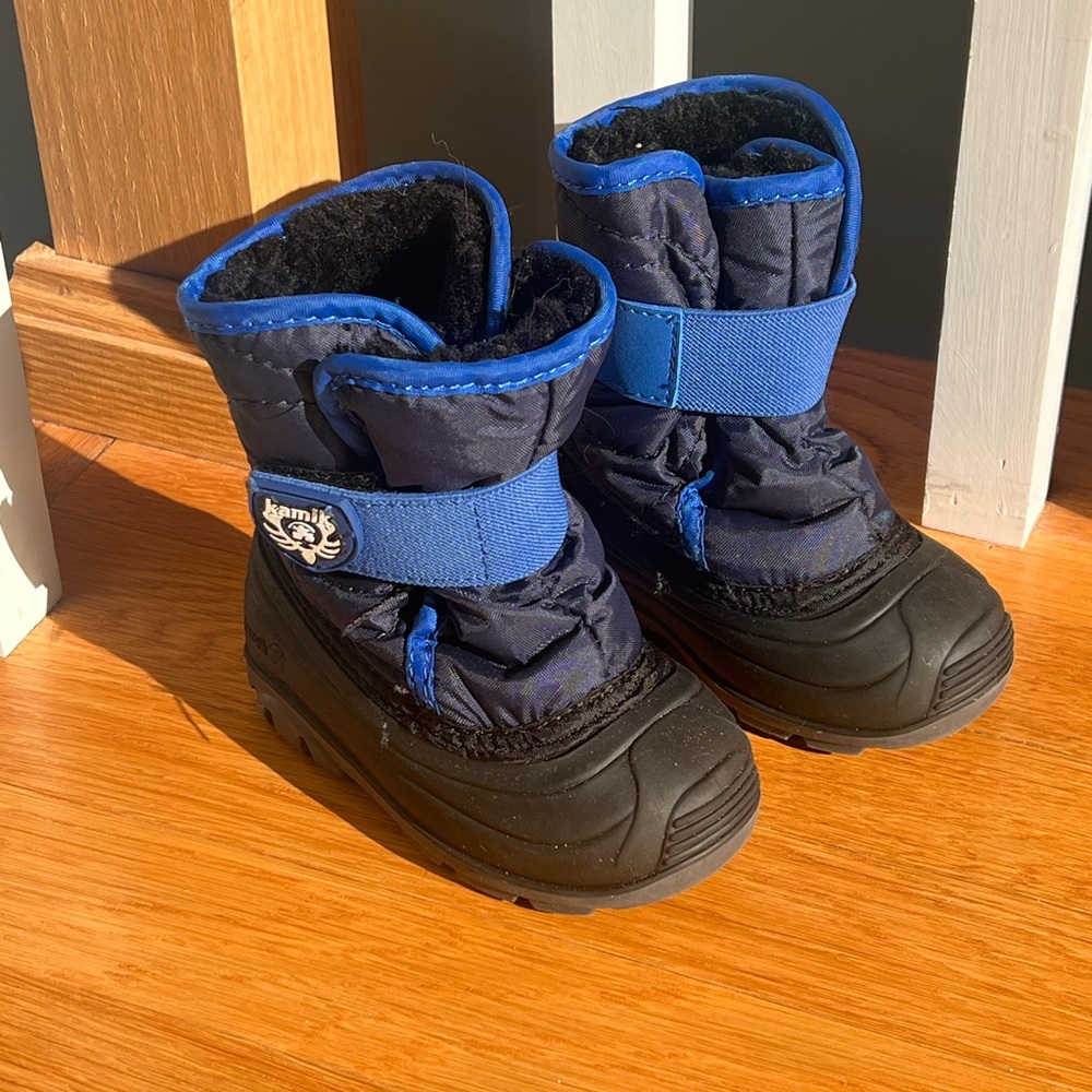 Kamik Snowboots size 6T - SUPER SOFT interior